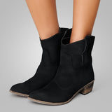 Carlota – Botines atemporales