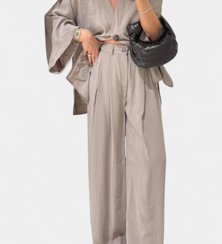 Eli Conjunto Oversize de Top con Cuello en V y Pantalón Recto