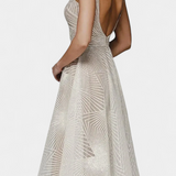 Everleigh Vestido Largo con Bordados y Corte en A